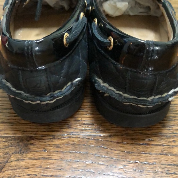 Black Quilted Sperry Top-Sider with Detail 7 1/2 - Picture 3 of 11